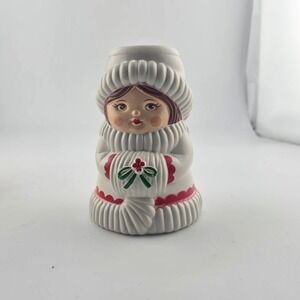 Avon Vintage Christmas Candle Holder Girl in Winter Coat‎ Hong Kong